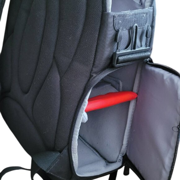 Manfrotto Sling  Backpack for DSLR Camera - Picture 2 of 5